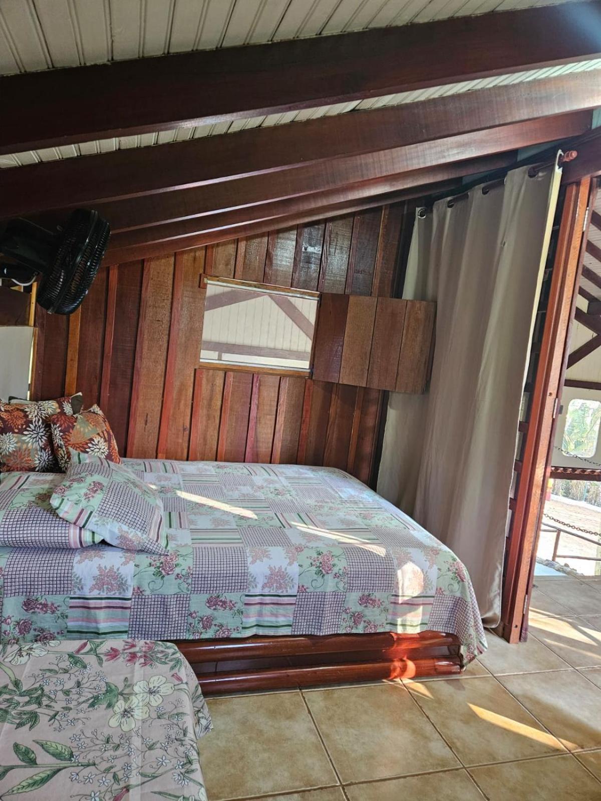 Cabana Hostel Sobrado Ecopark Агуас-ді-Сан-Педру Номер фото